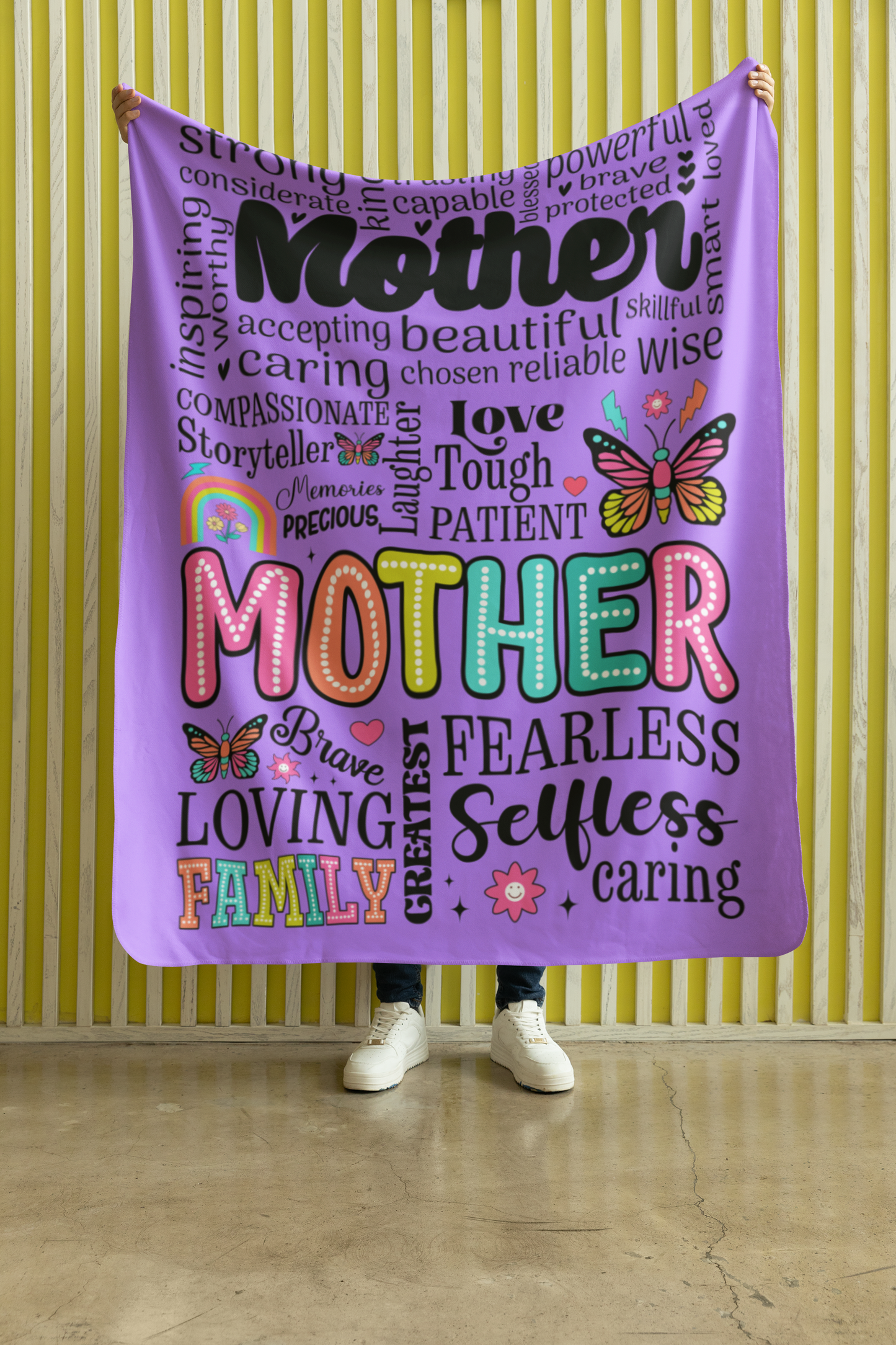 Mothers Love Plush Blanket, Soft Fleece Throw, Cozy Bed & Sofa Blanket, Gift for Mom, Christmas or Birthday Present
