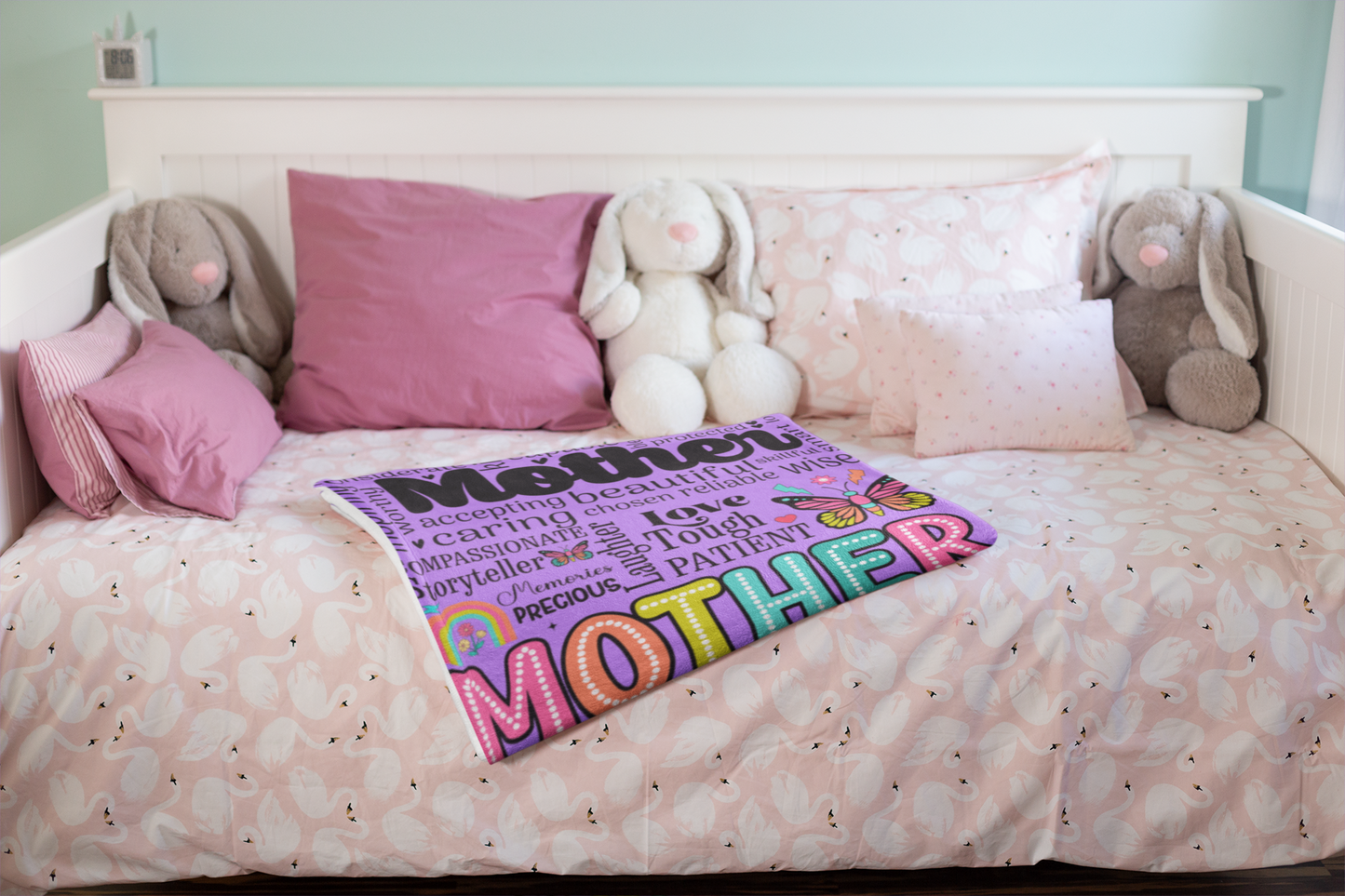 Mothers Love Plush Blanket, Soft Fleece Throw, Cozy Bed & Sofa Blanket, Gift for Mom, Christmas or Birthday Present