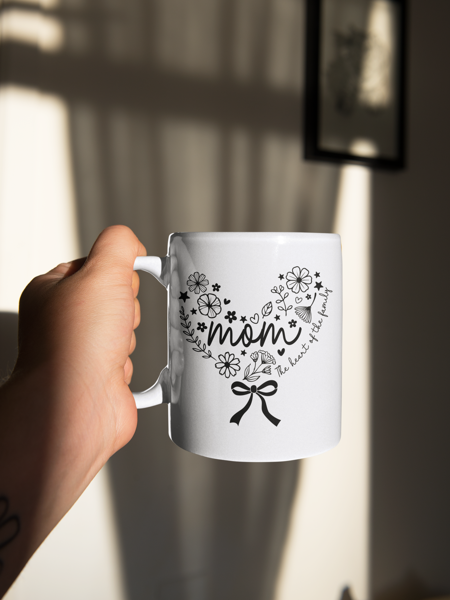 Mothers gift, Floral Heart Mom Mug, Perfect Gift for Mothers Day, Birthdays, Cute Coffee Cup for Moms, Heartfelt Ceramic mug, gift for her