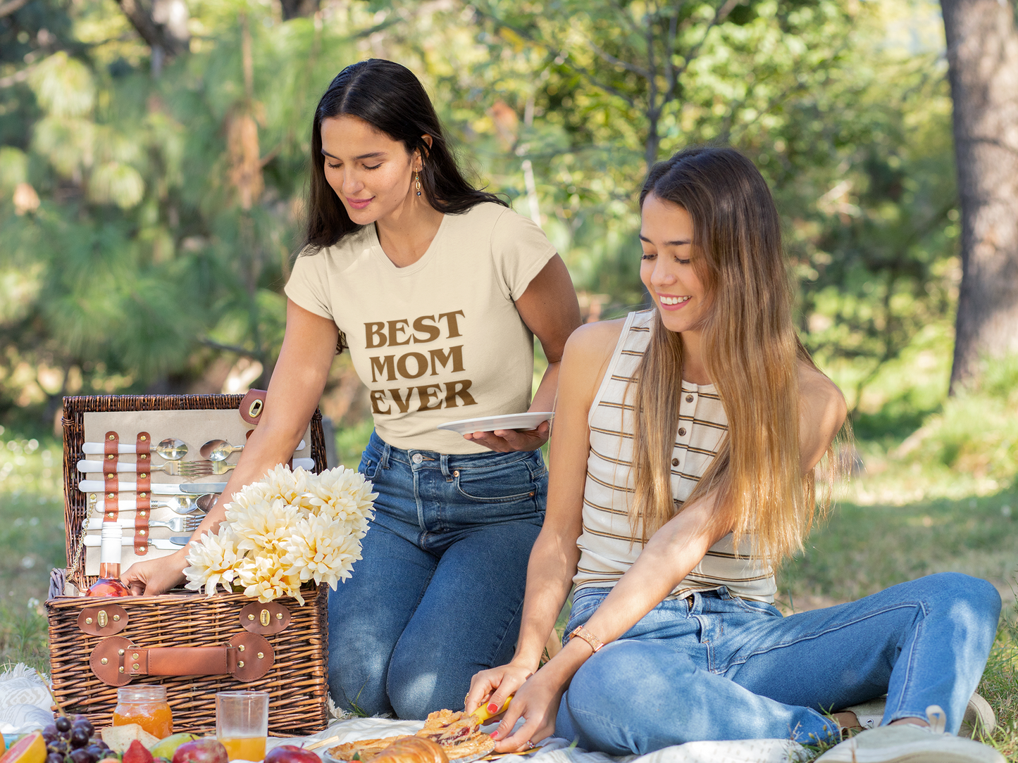 Best Mom Ever T-Shirt - Mother's Day Gift for Mom